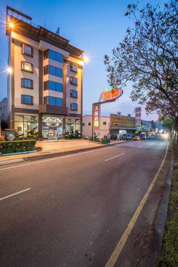 Yadi Hotel Puli Exteriör bild